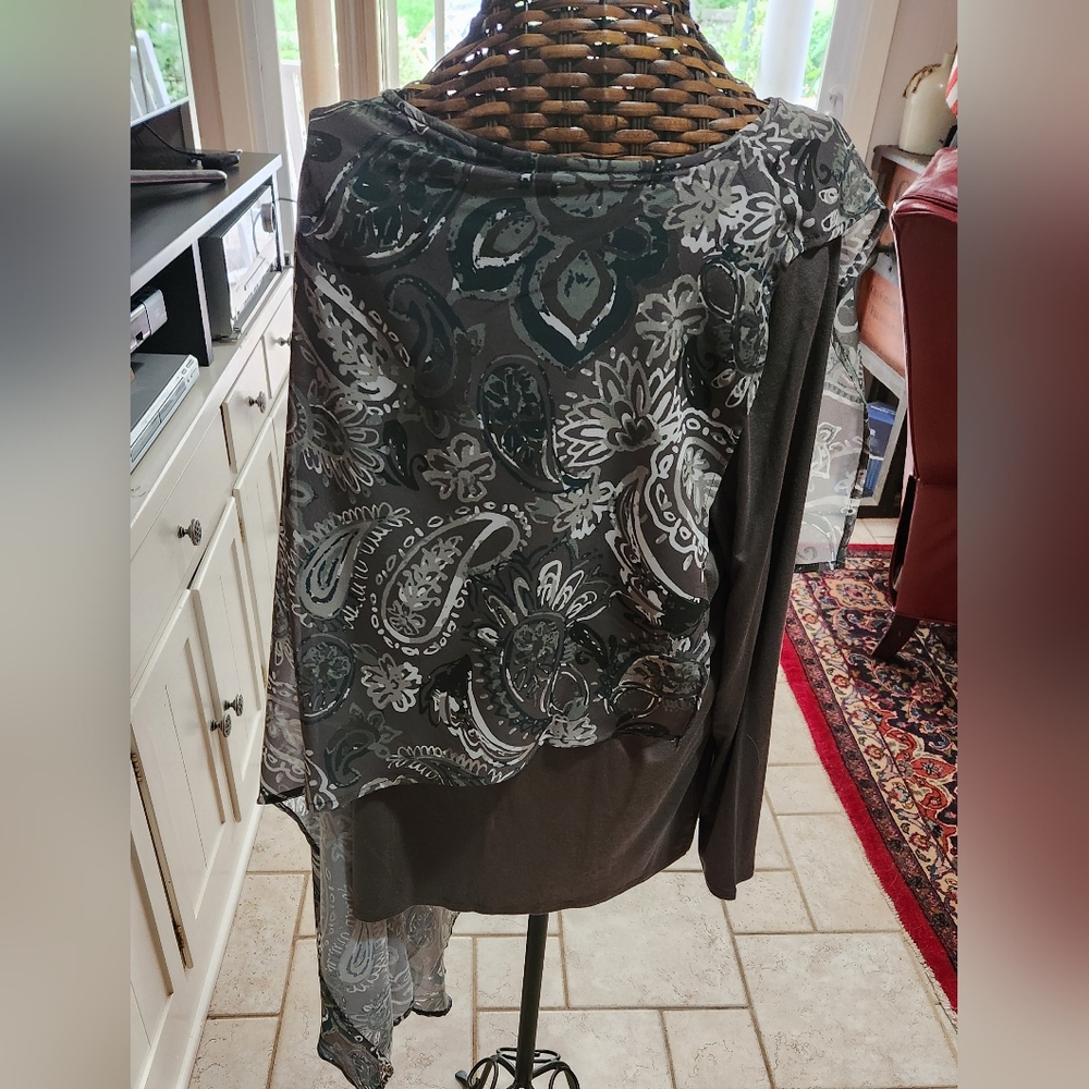 DG2 ladies scarf top